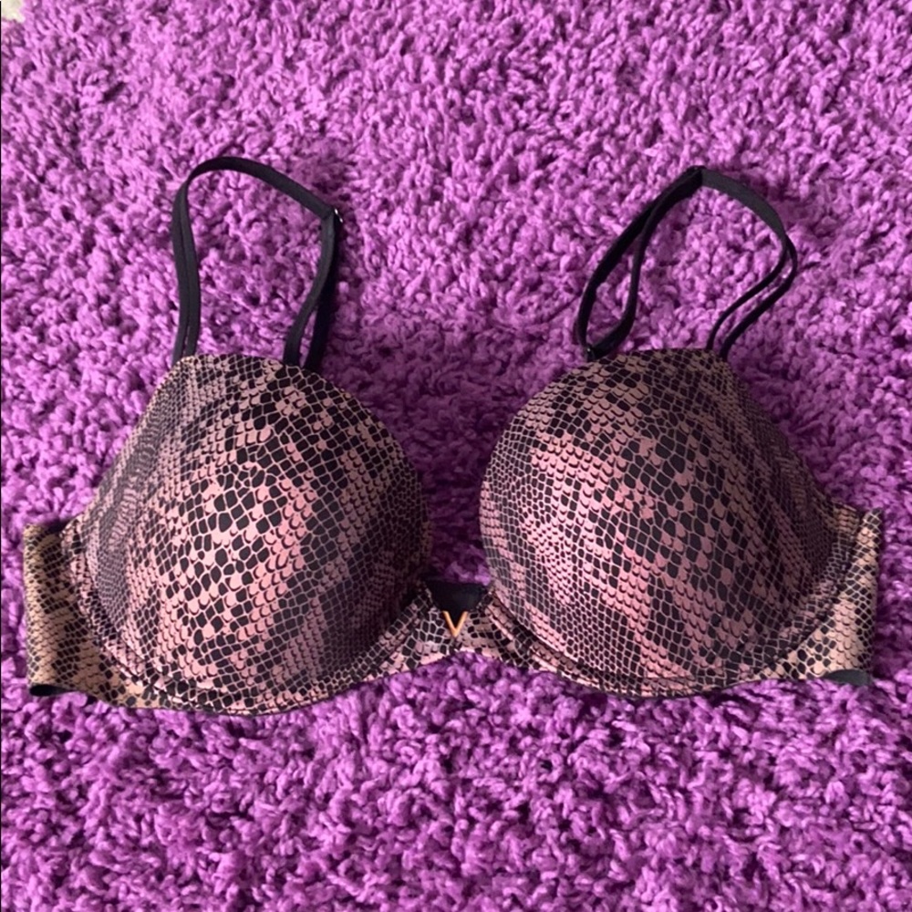 Victoria’s Secret Sexy Illusions Bra